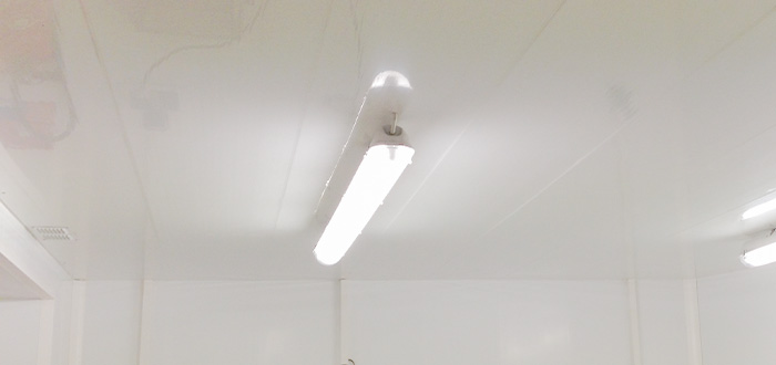 rénovation plafond avec lambris après